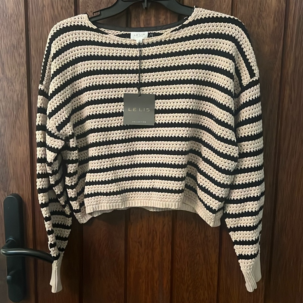 Le Lis Crochet Cropped Sweater